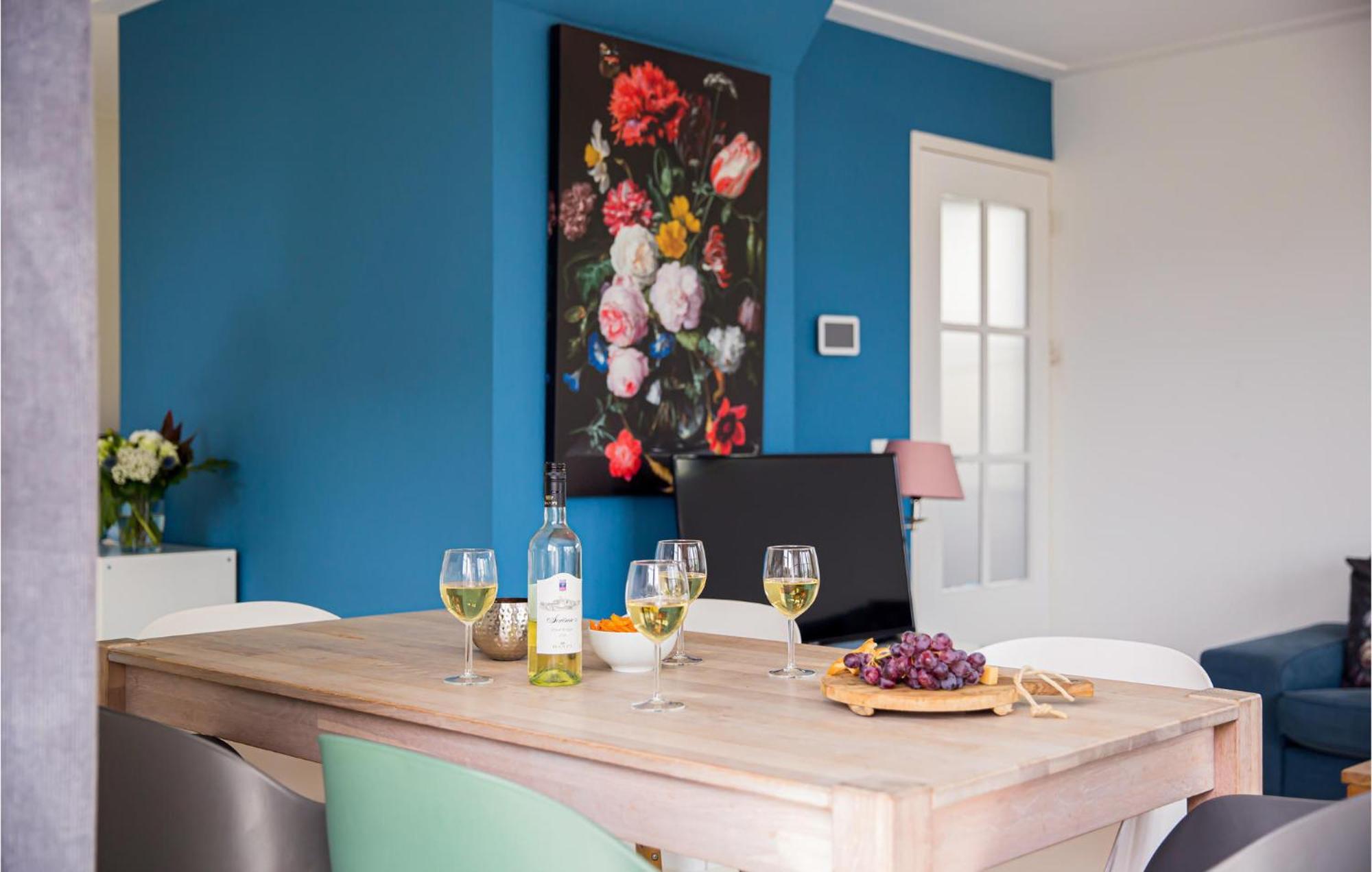 Beautiful Home In Breukelen With Wifi Exterior photo
