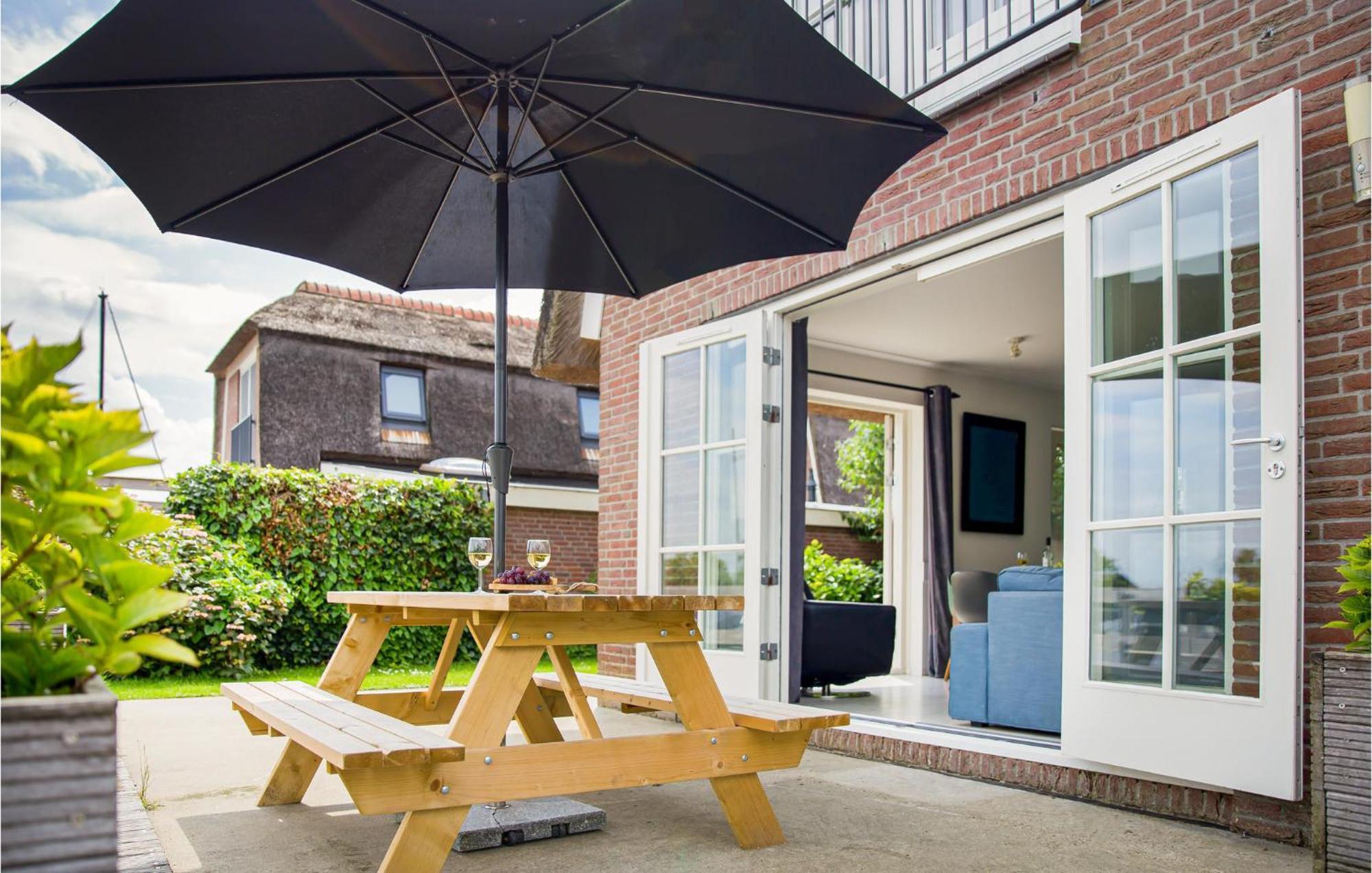 Beautiful Home In Breukelen With Wifi Exterior photo